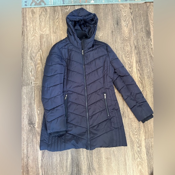 Tommy Hilfiger Women's Navy Puffer Coat - Picture 1 of 7